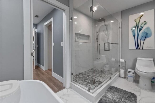 Building Photo - 10082 Harbourtown Ct