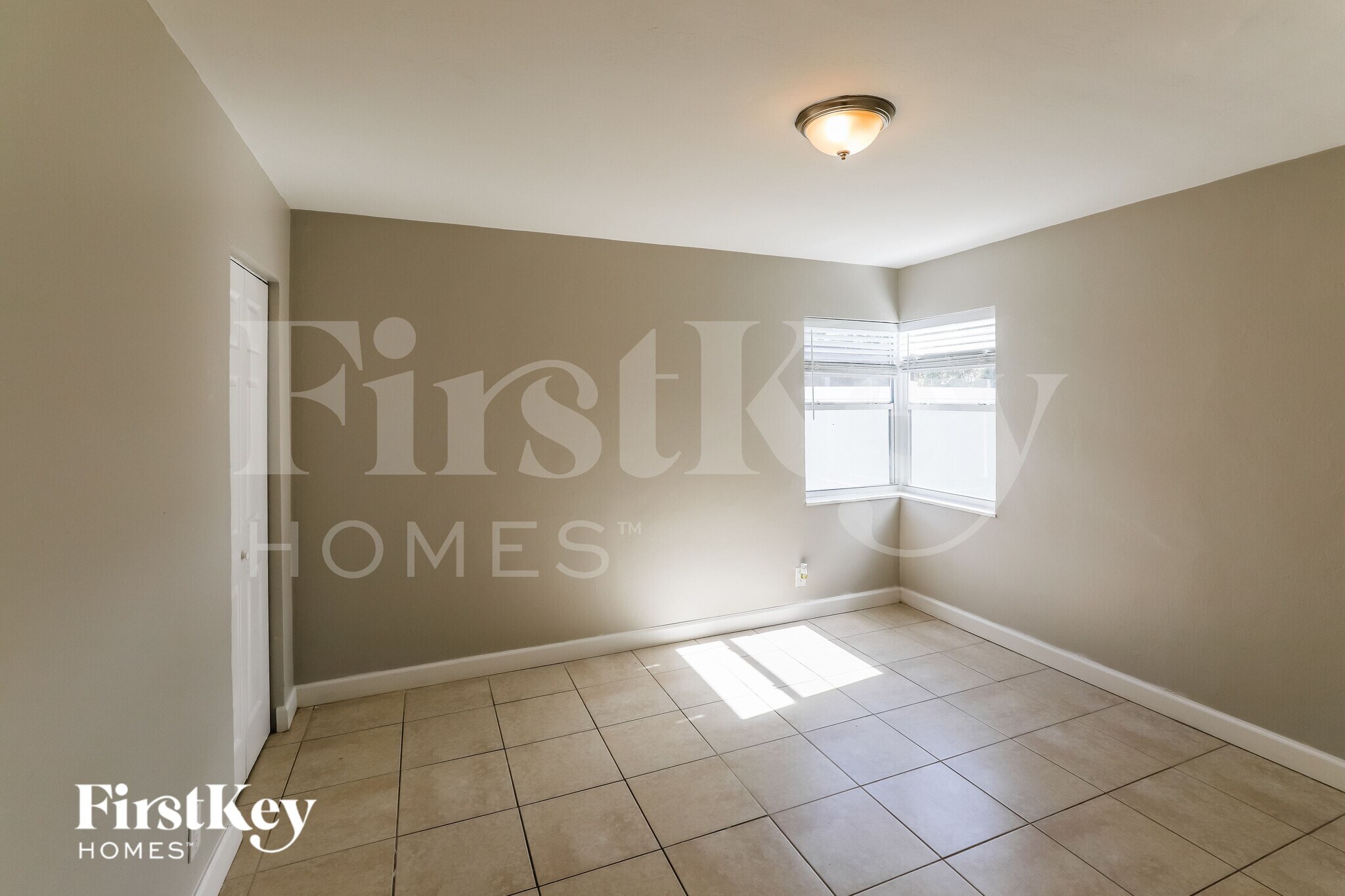 Building Photo - 210 NW 53rd St