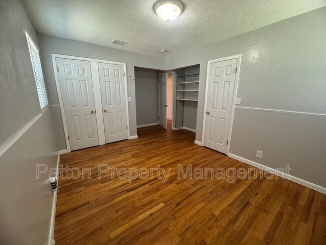 Building Photo - 5112 Arden Rd