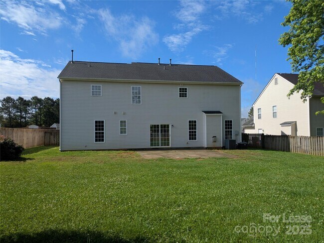 Building Photo - 117 Stallings Mill Dr