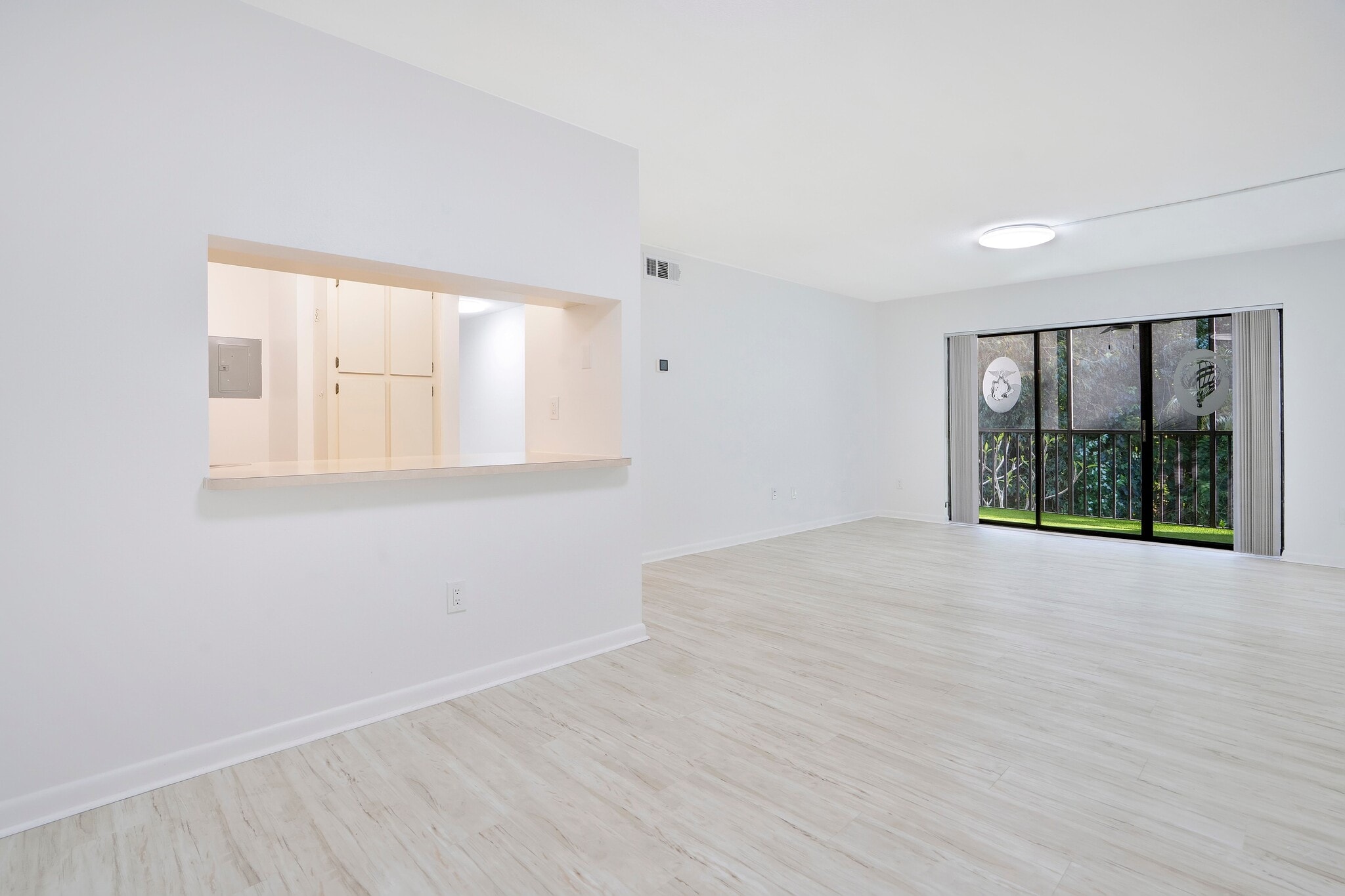 Building Photo - 9610 Green Cypress Ln
