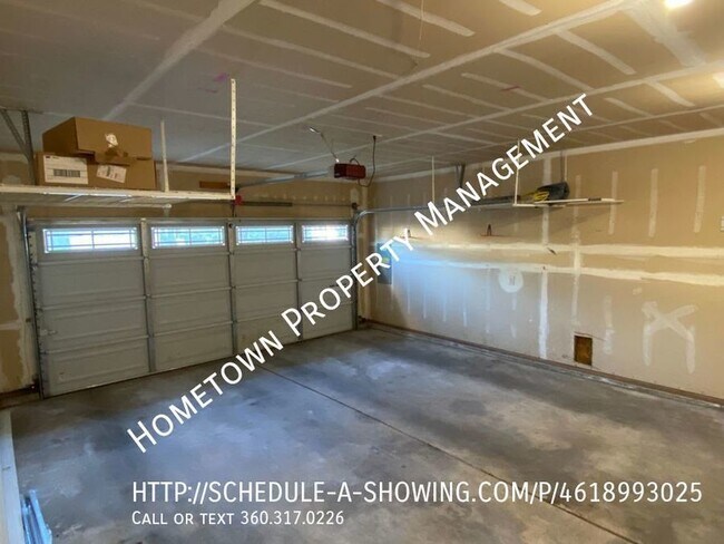 Building Photo - Chambers Creek Beauty - Available NOW!
