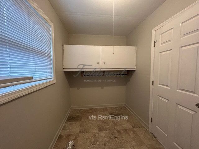 Building Photo - 17 Wintergreen Ln