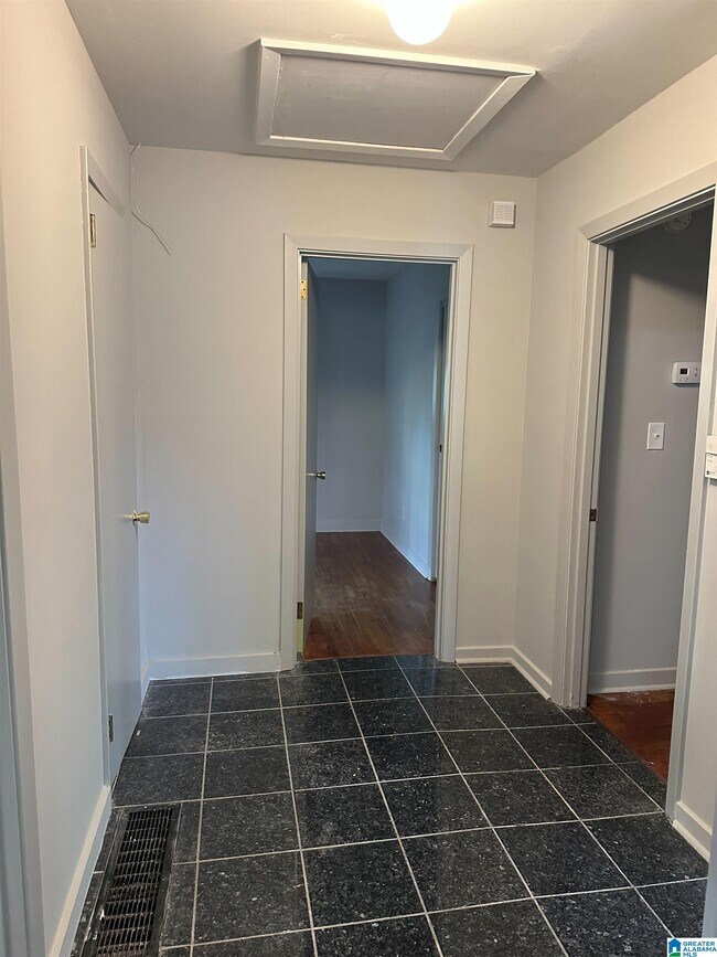 Building Photo - 905 45th St N