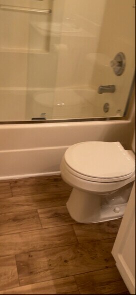 Building Photo - 35 Bradley St