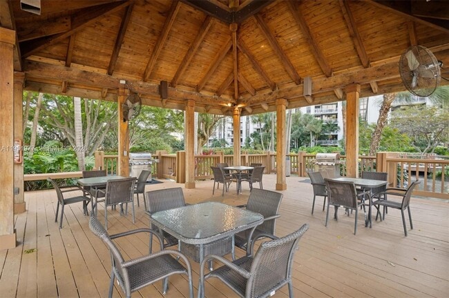 Building Photo - 4000 Towerside Terrace