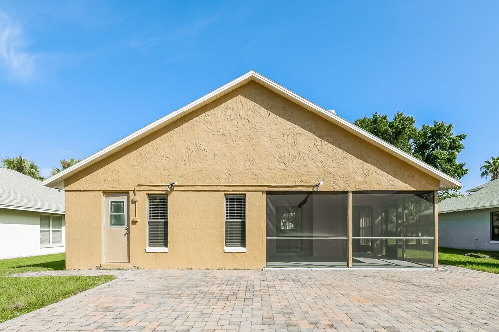 Building Photo - 5514 Deepdale Dr