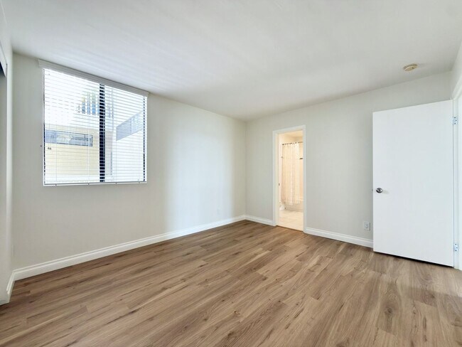 Building Photo - Panoramic Ocean and Lagoon Views