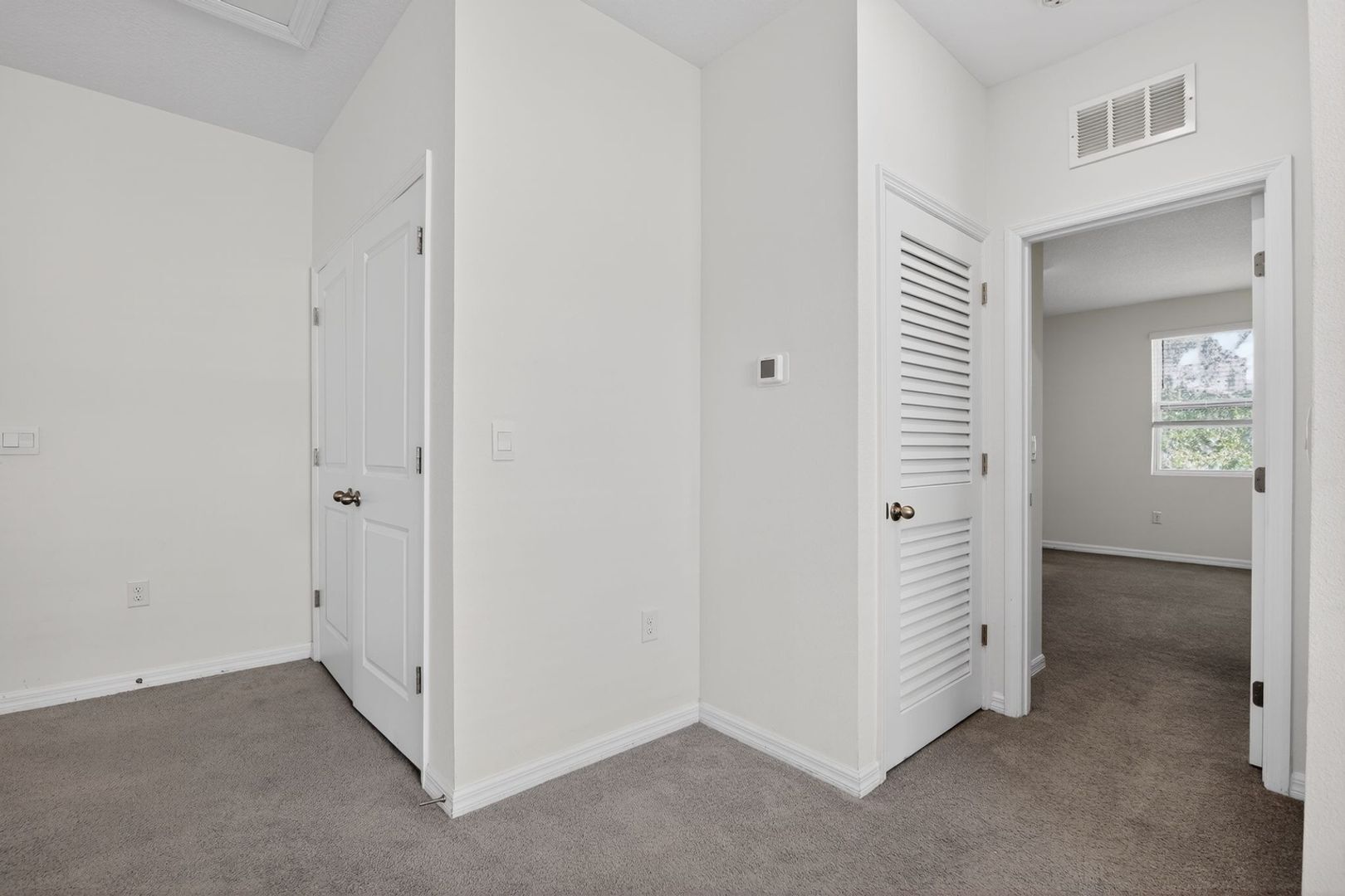 Building Photo - 13808 NW 9th Rd