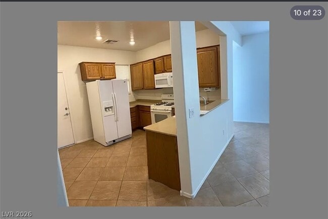 Building Photo - 2564 Serene Moon Dr