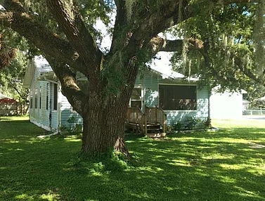 Building Photo - 1059 Hand Ave