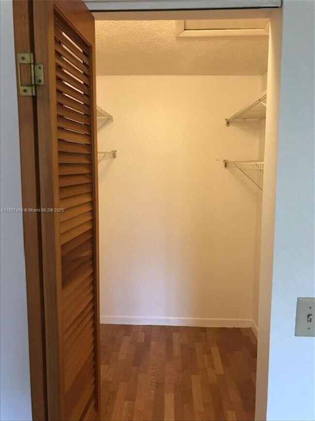 Building Photo - 8999 SW 123rd Ct