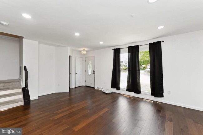 Building Photo - 12616 Wrightwood Ct