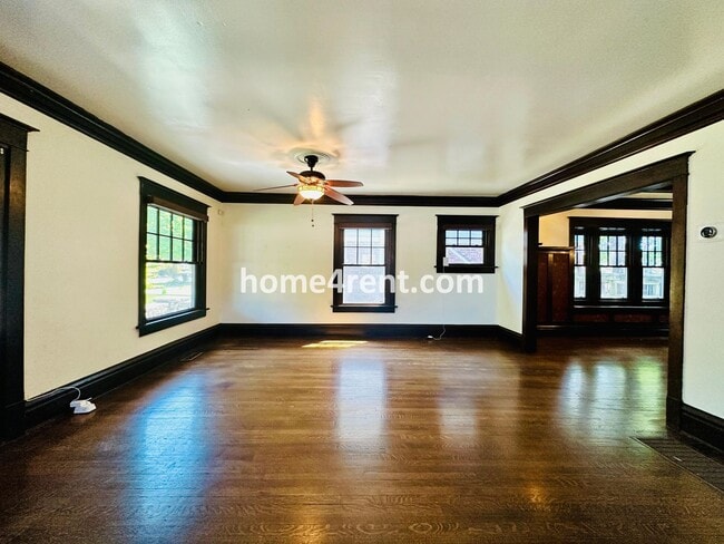 Building Photo - Beautiful, KCMO Home with Historic Charm, Updated Kitchen, Wood Floors and a Fenced Yard!