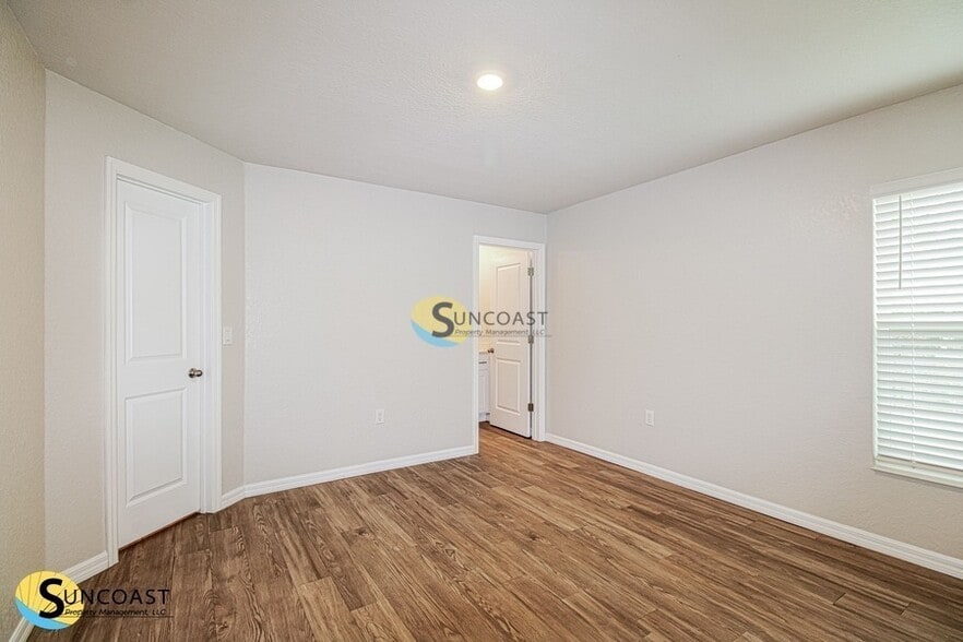 Building Photo - 814 Spruce St