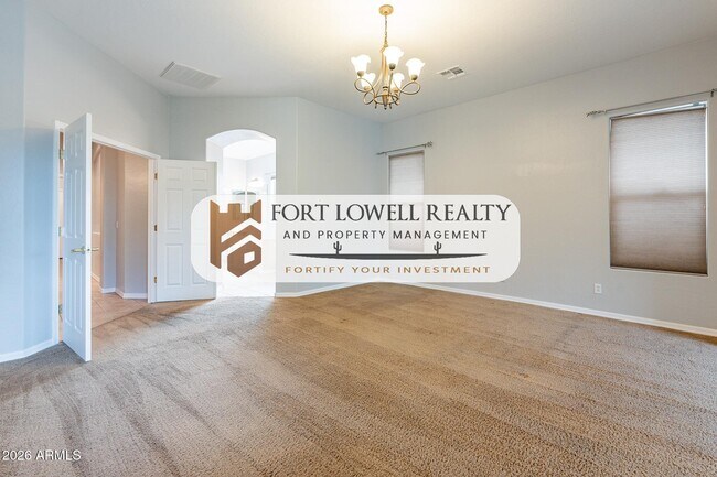 Building Photo - 13354 W San Miguel Ave