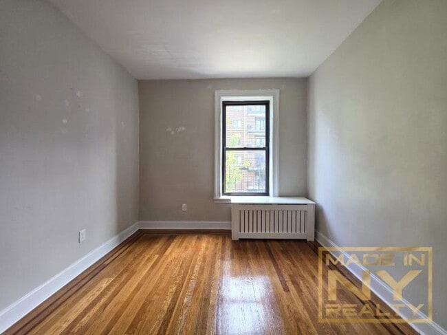 Building Photo - 1 bedroom in ASTORIA NY 11106