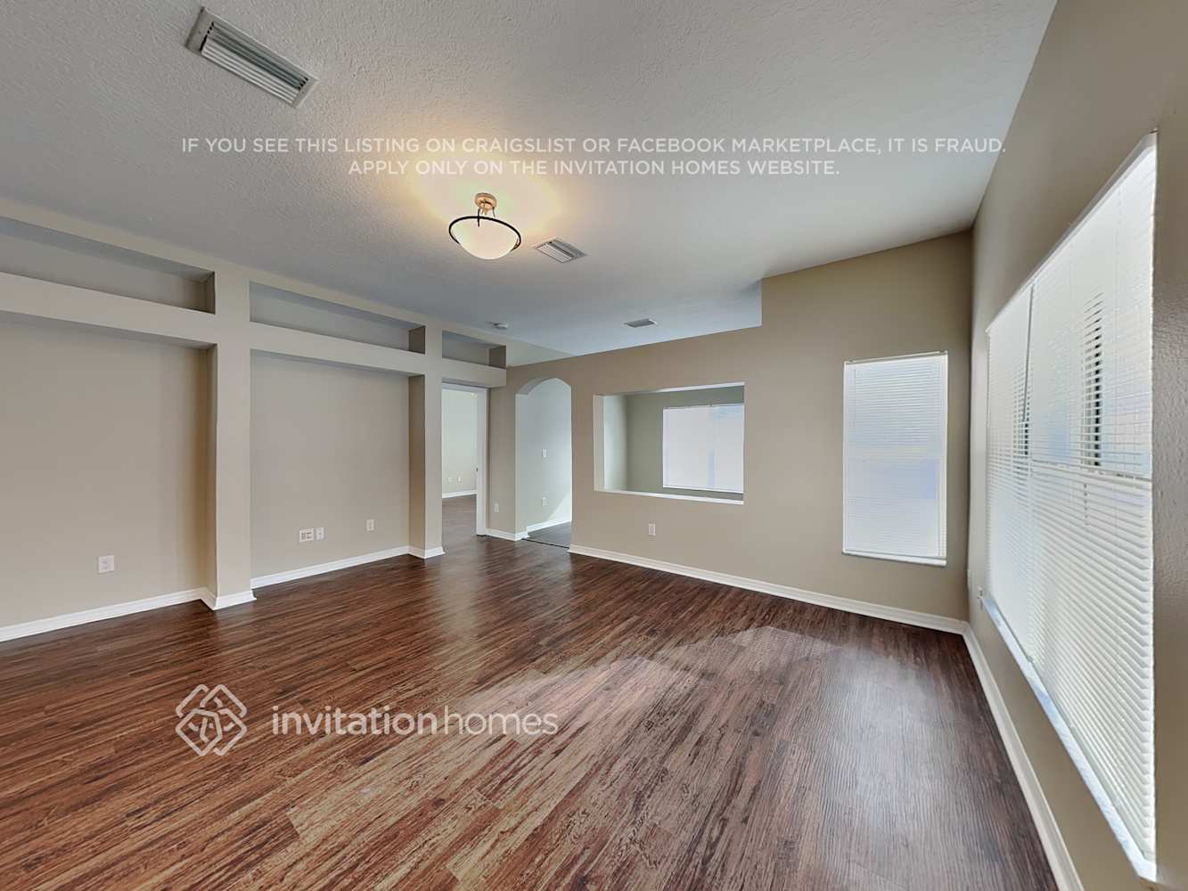 Building Photo - 11208 Shelter Cove Loop