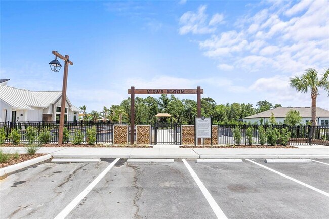 Building Photo - 6703 Michael Favor Wy