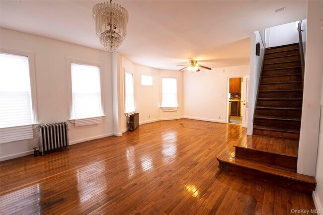Building Photo - 109-40 175th St