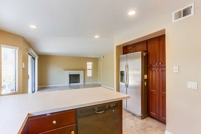 Building Photo - Charming Two Story 3 BR Home Available Mid June!