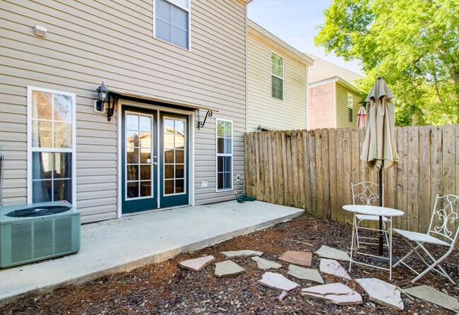 Building Photo - 120 Judice Meadows Ln