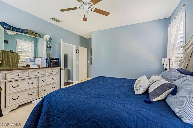 Building Photo - 10803 Alvara Way
