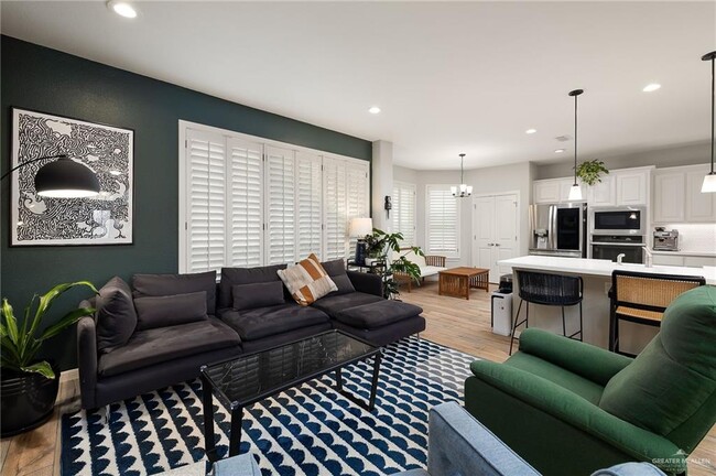 Building Photo - 28 Escondido Pass