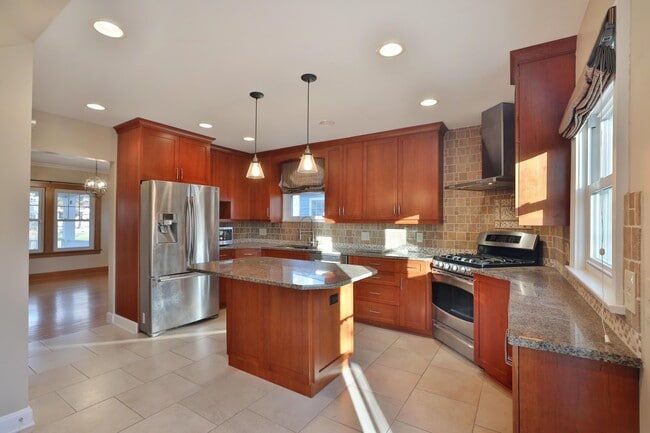 Building Photo - 43 Northridge Rd