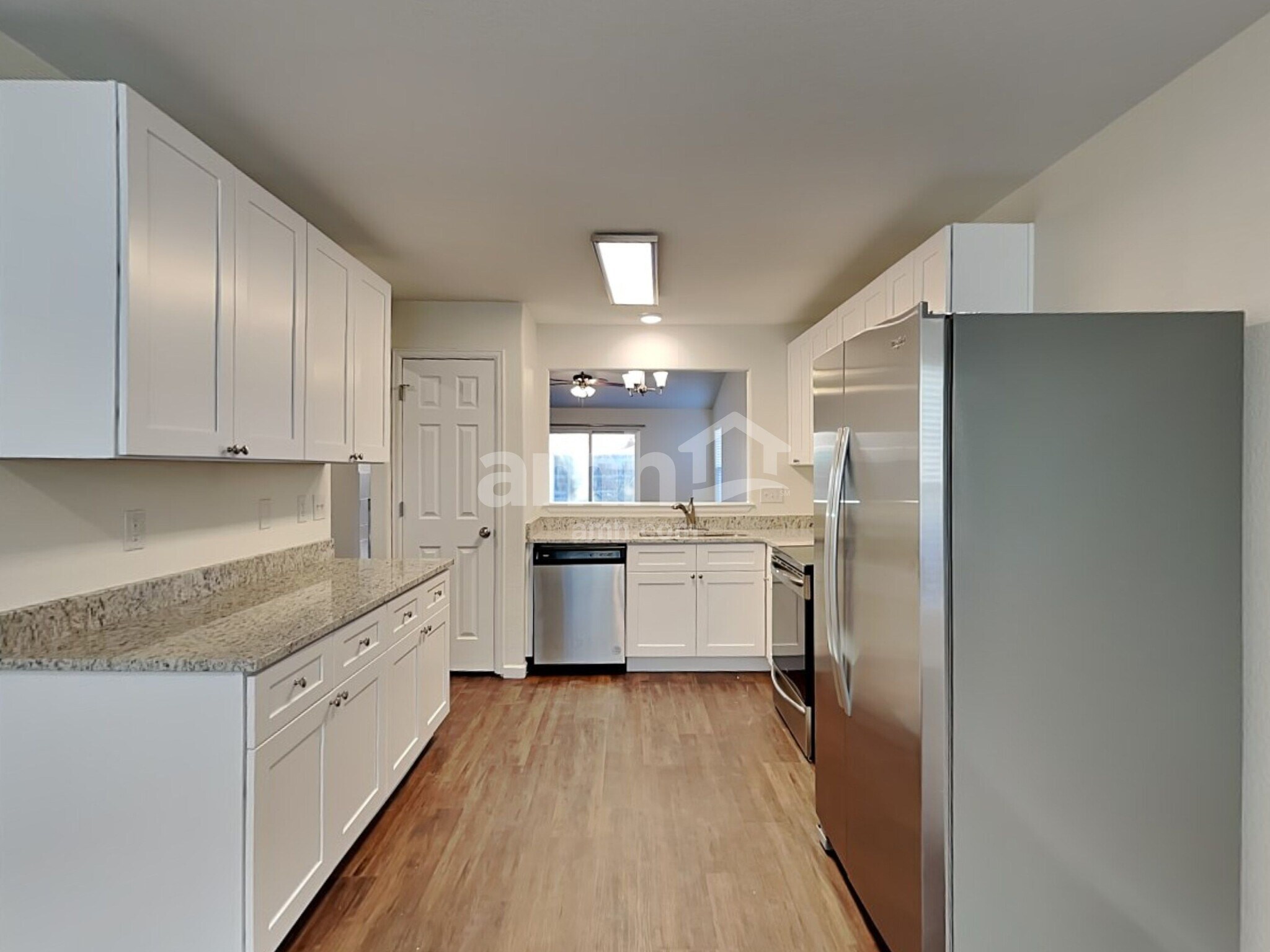 Building Photo - 8444 Sunbow Ct