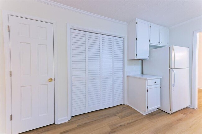 Building Photo - 2208 Heritage Trace Dr