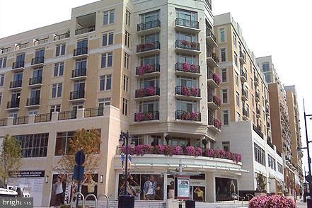 Building Photo - 155 Potomac Passage