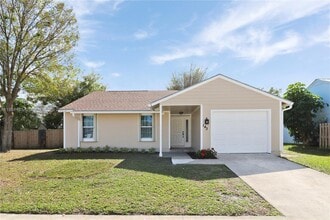 Building Photo - 143 Greentree Cir