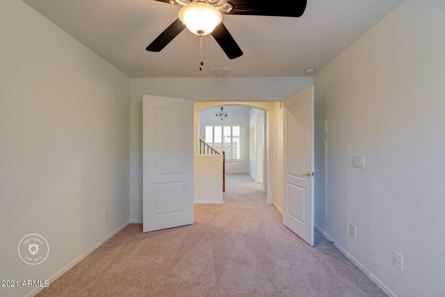 Building Photo - Gorgeous 4 Bed 3 Bath 3 Car home in Peoria with community Pool