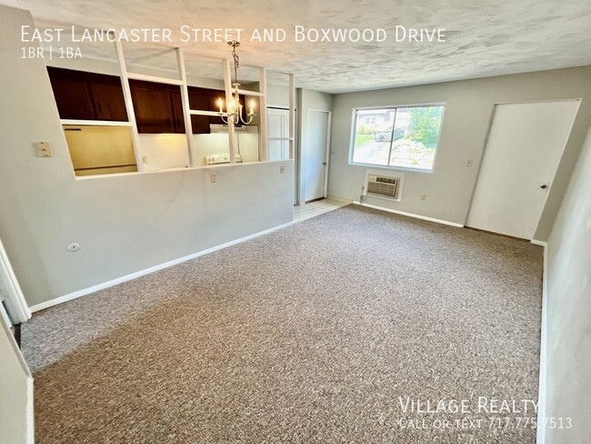 Building Photo - Available NOW! Budget-friendly 1-Bed w/ On...