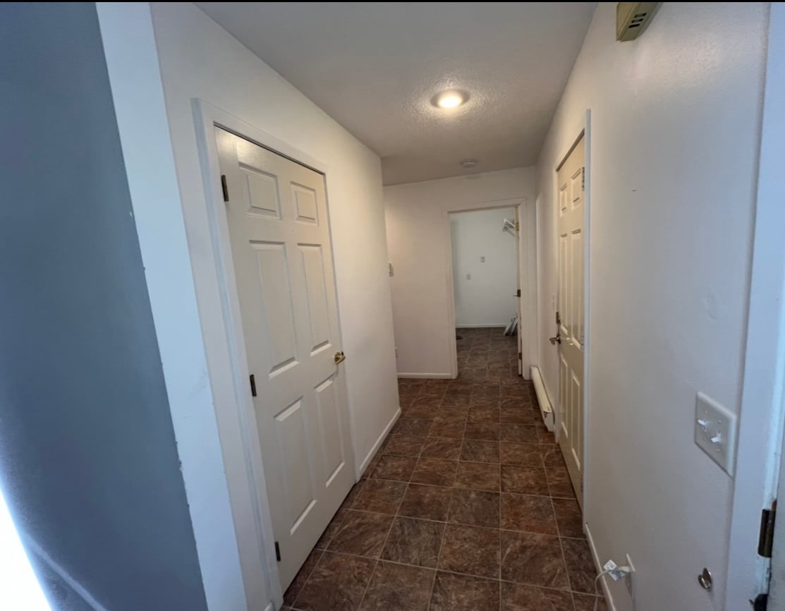 Front entryway - 813 Stein Ct