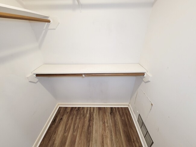 Building Photo - 17326 Ponderosa Pines Dr