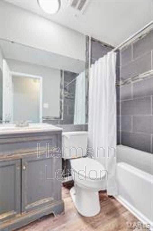 Building Photo - 5227 Suntrail Dr