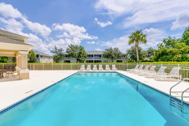 Building Photo - 1342 Hampton Park Ln