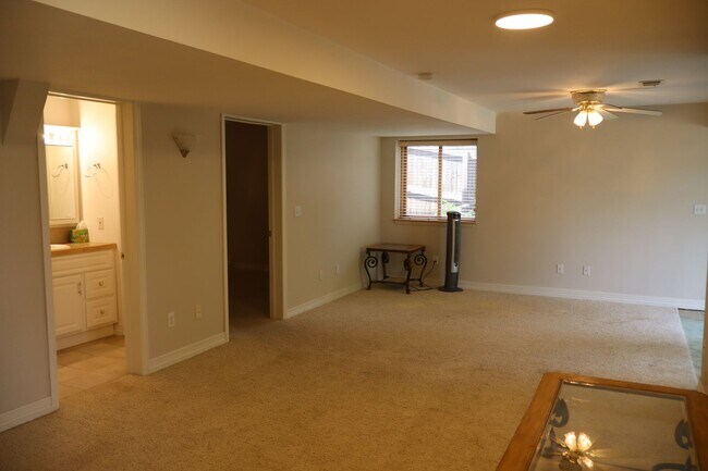 Building Photo - Beautiful 4 Bedroom Fort Collins Home
