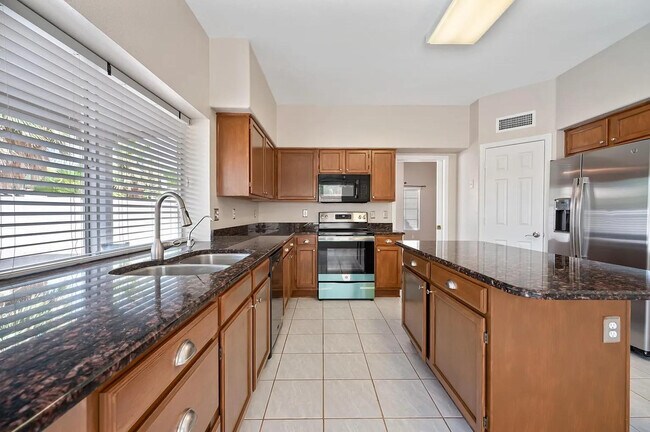 Building Photo - 4734 E White Aster St