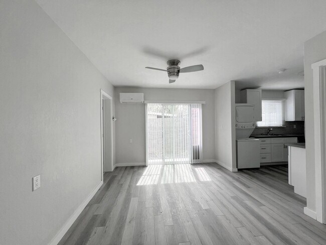 Building Photo - A591