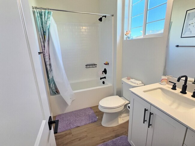 Building Photo - 27589 Sanctuary Ct