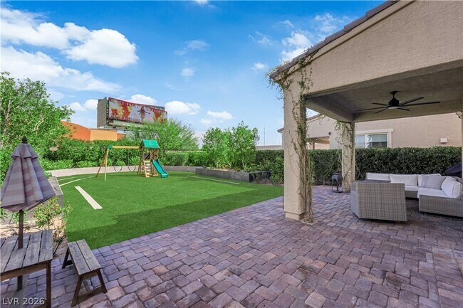 Building Photo - 3032 Cipro Ave