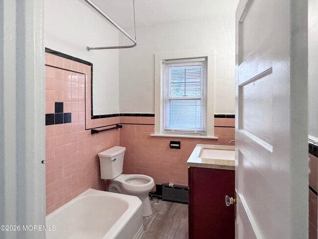 Building Photo - 221 Haddon Ave