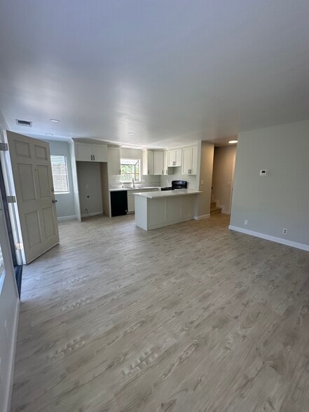 1st floor - Kitchen and living area - 10208 Beach St