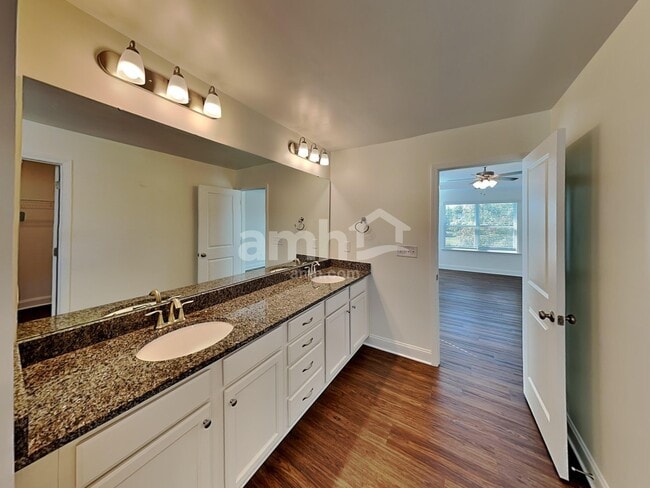 Building Photo - 108 Cairo Ct