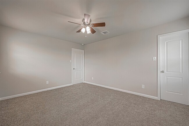 Building Photo - 20630 Stout Dr