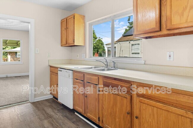 Building Photo - 3613 Braxton Ave