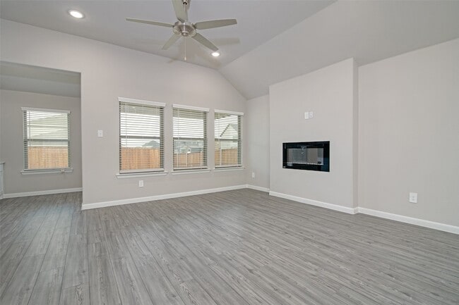 Building Photo - 5406 Big Thicket Ln